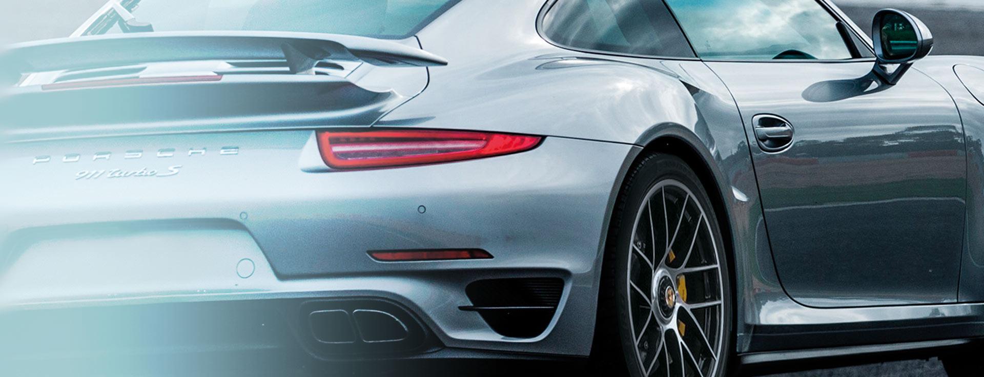 Porsche - The first manufacturer to ask Pirelli for special tyres